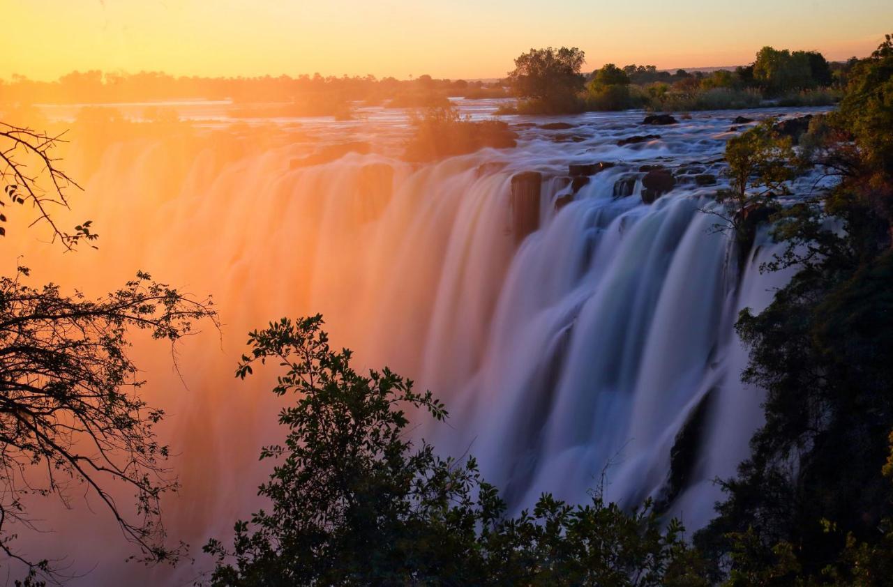 Mbano Manor Hotel Victoria Falls By Mantis Exterior photo